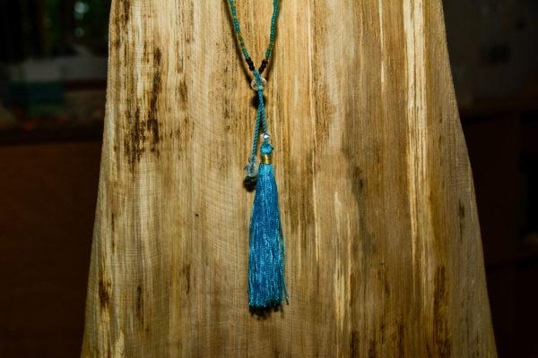 Collier à Pompom Bleu
