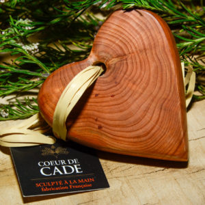 Coeur en bois de Cade