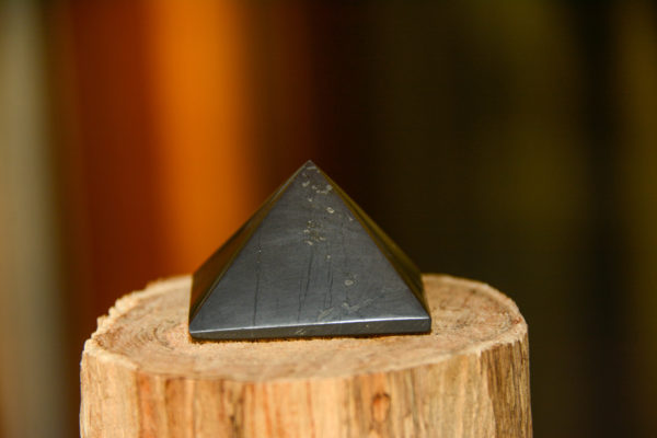Shungite - Pyramide