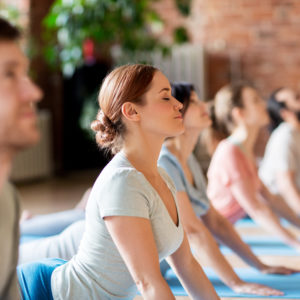 Exam Zen : Ateliers de yoga pour la Gestion du Stress des Étudiants