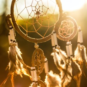 Concert de mantras et chant intuitif en langage de l’âme au son des tambours